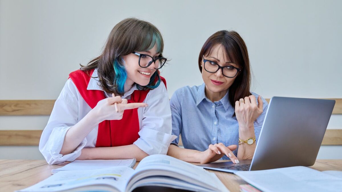 Język Polski dla Studentów Międzynarodowych: Klucz do Sukcesu Akademickiego i Integracji w Polsce