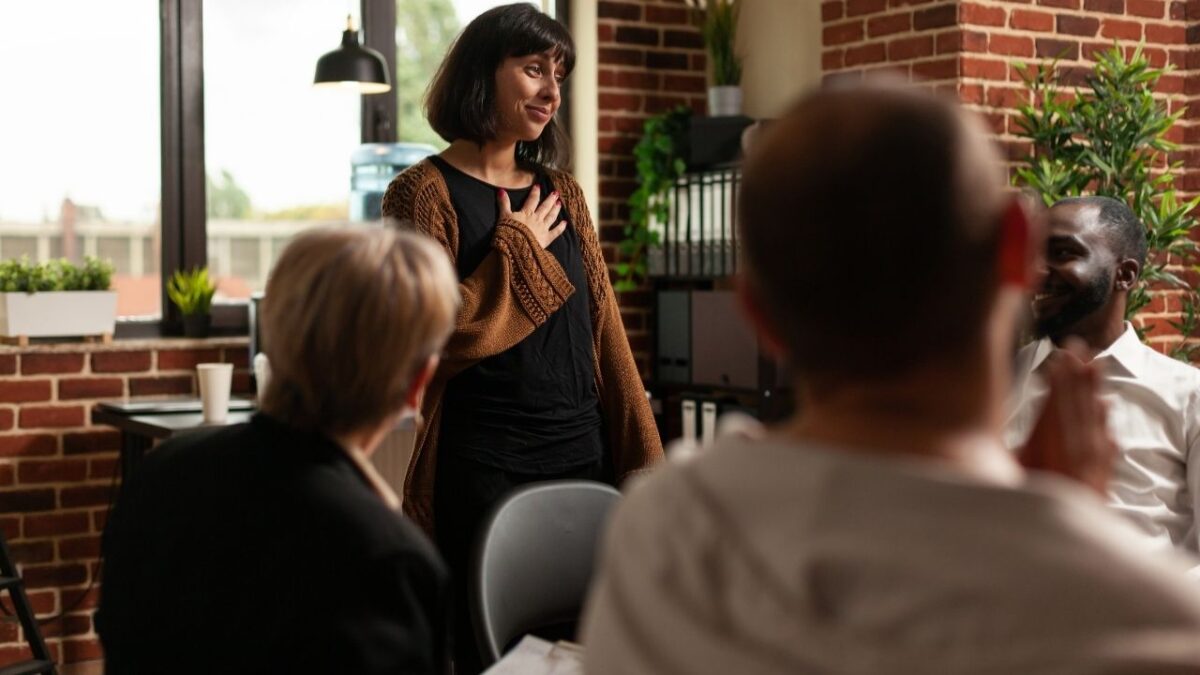 Individual vs. Group Polish Language Courses: Making the Right Choice