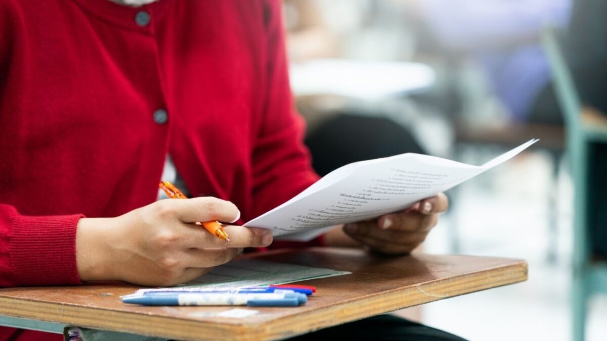 Jak przygotować się do egzaminu z języka polskiego jako obcego (PPE)?